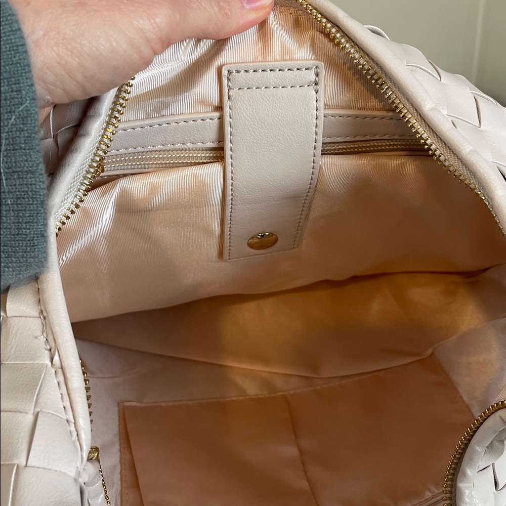 New Melie Blanco Taupe  Woven Hobo laptop Bag - Picture 13 of 13